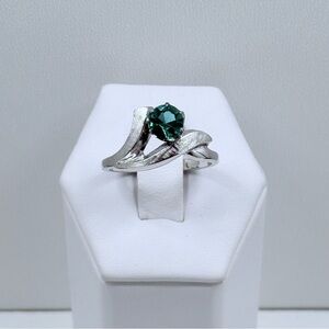 Vintage Sterling Silver Emerald Birthstone Ring NWOT